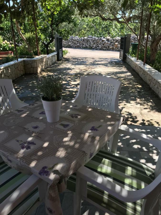 Apartman Mirjana With Terrace And Free Parking Donji Okrug  Extérieur photo
